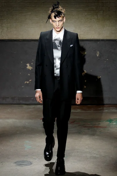 Look 2